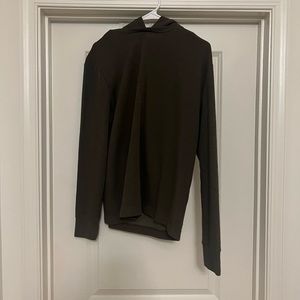 Banana Republic Brushed Waffle-Knit Hoodie. Size is Medium. Color is olive green
